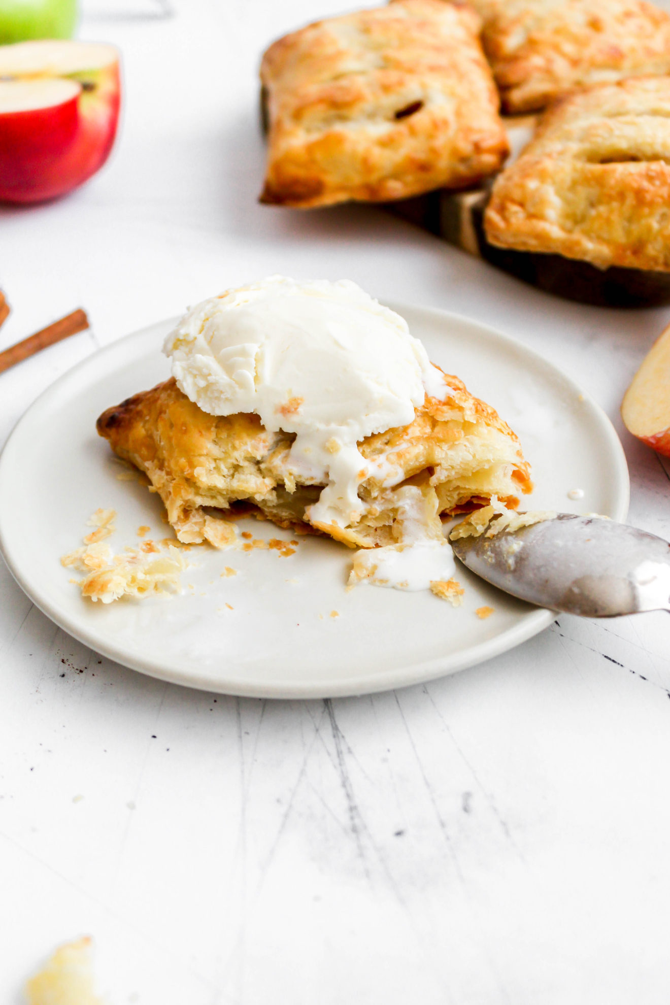 Apple Hand Pies (with puff pastry) - Tasty Treat Pantry