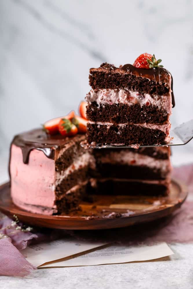 chocolate cake with strawberries