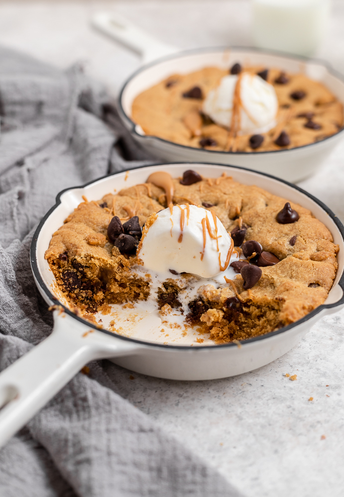 peanut butter skillet cookie with ice cream