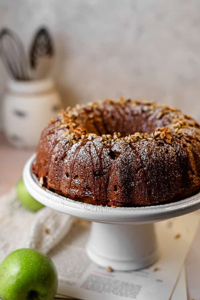 apple cinnamon bundt cake
